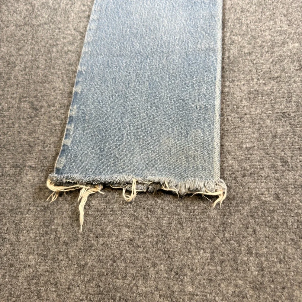 Levi's 517 Boot Cut Jeans Mens 29x34 Fit 27x31 Blue Distressed Frayed Denim Hem